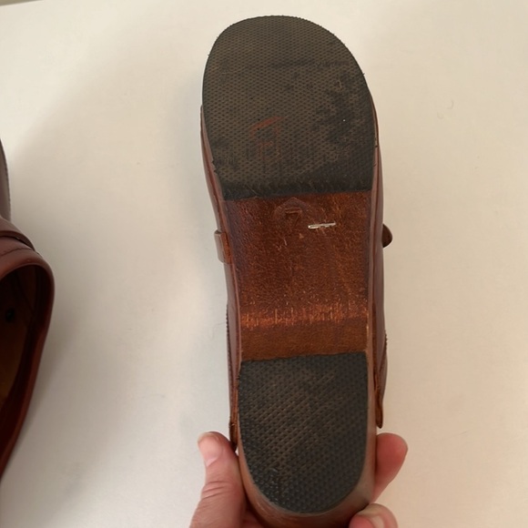 Fredelle Boutique Vintage Leather Clogs size 7 - Picture 6 of 11